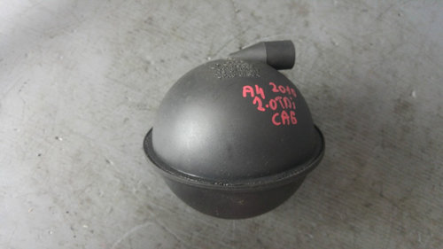 Rezervor vacuum 2.0 tdi cag audi a4 b8 a6 c7 054129808