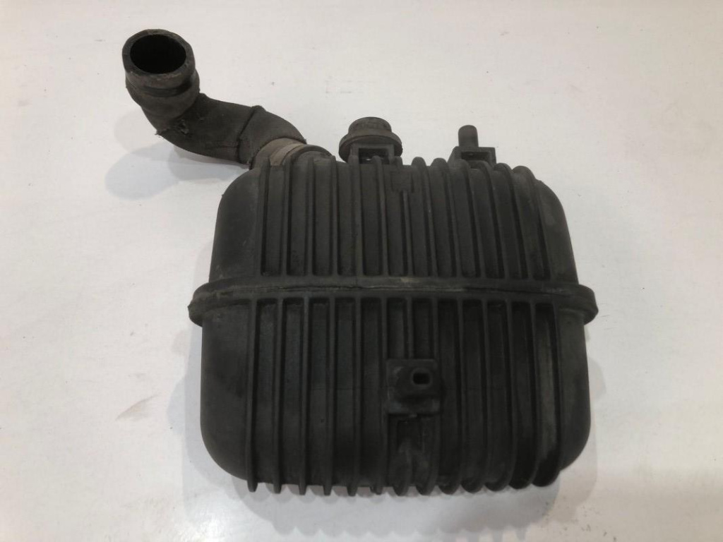 Rezervor vacuum 8e0129955b Audi A4 B7 [2004 - 2008]