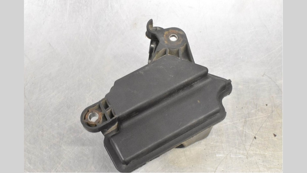 Rezervor vacuum 9646411180 Ford Mondeo Mk3 2.2 TDCI cod motor QJBB an fab. 2004 - 2007