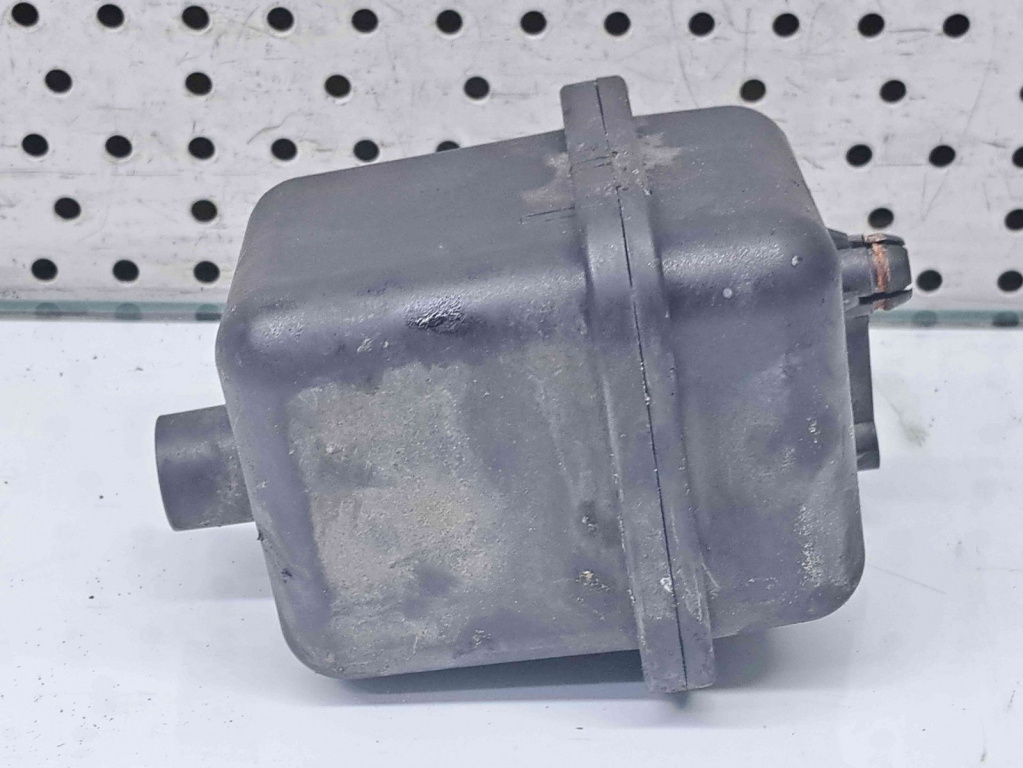 Rezervor vacuum Volkswagen Passat B6 Variant (3C5) [Fabr 2005-2010] 03G129808 2.0 TDI BKP 2.0 TDI BKP 103KW / 140CP