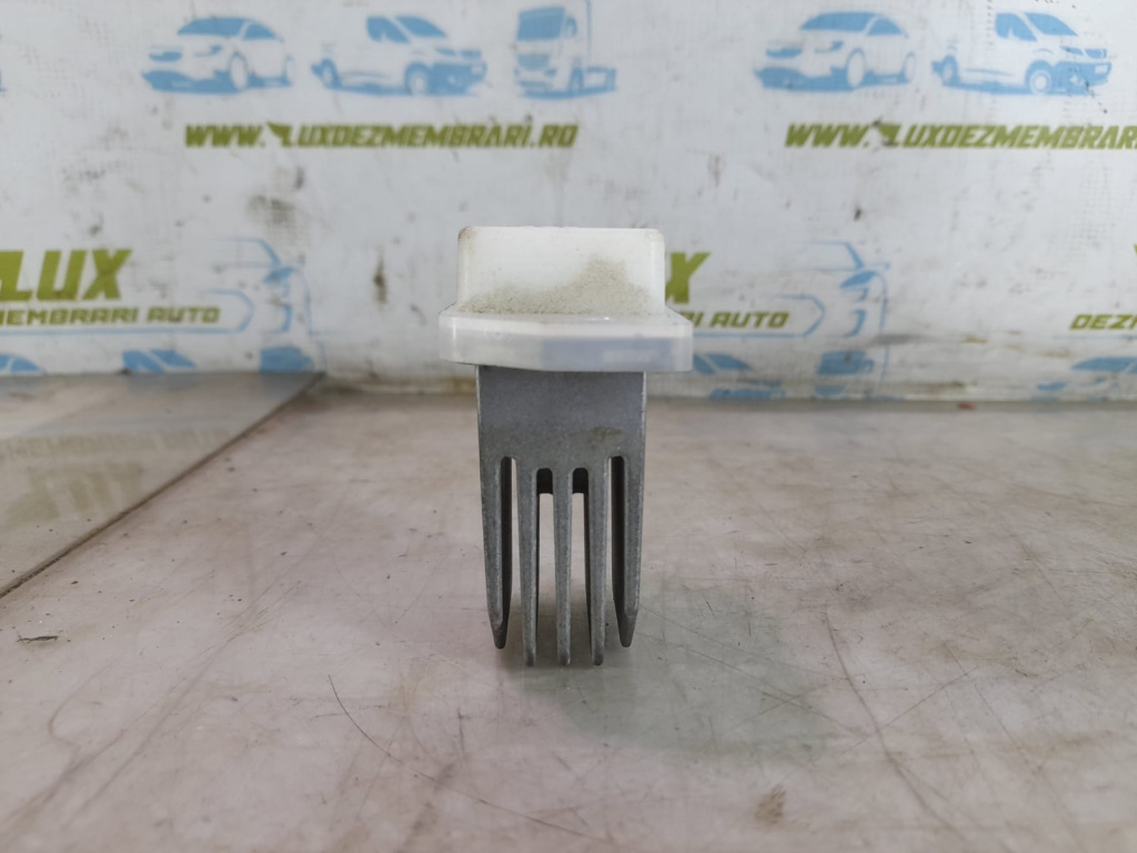 Rezistenta trepte aeroterma 70T033E08 Nissan Juke YF15 [2010 - 2014]