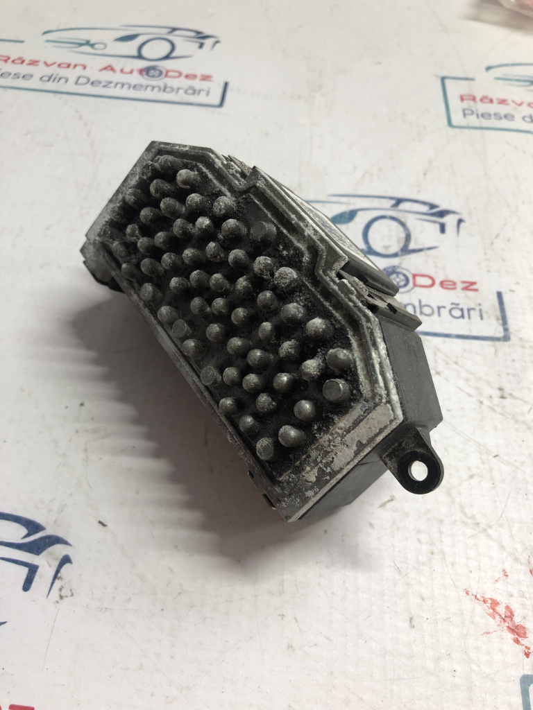 Rezistenta trepte aeroterma Audi A5 2011, 8K0820521B