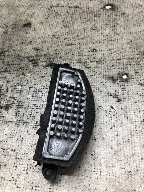 Rezistenta trepte aeroterma BMW Seria 2 F45 2015, 9377854