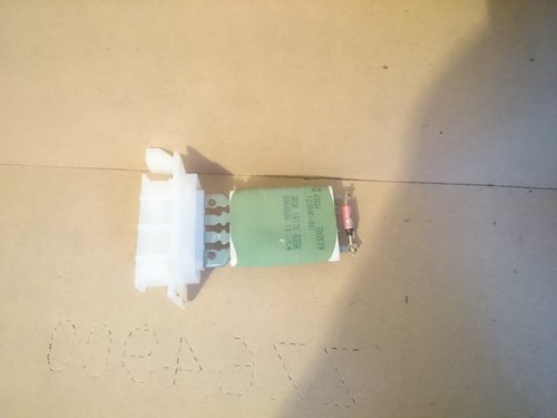 Rezistenta trepte aeroterma Logan, Duster, Sandero, Renault, Nissan Terrano III T1 cod T1030764K
