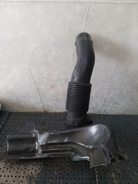 Rezonator aer cu furtun 1.5 hdi citroen c5 aircross 9810920980 9810920880 70078w01