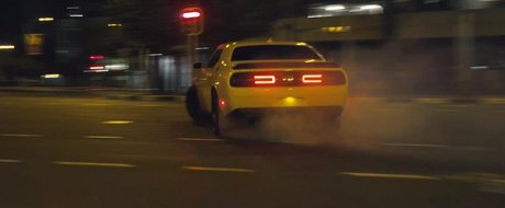 Rhys Millen face drifturi cu un Dodge Challenger Hellcat in Africa de Sud