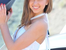 Riley Reid si McLaren MP4-12C