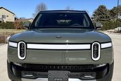 Rivian R1S de vanzare