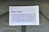 Rivian R1S de vanzare