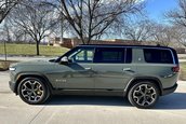 Rivian R1S de vanzare