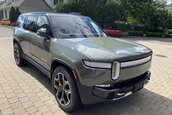 Rivian R1S Launch Edition de vanzare