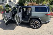 Rivian R1S Launch Edition de vanzare