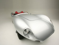 Rizk Auto readuce la viata modelul Aston Martin DBR2