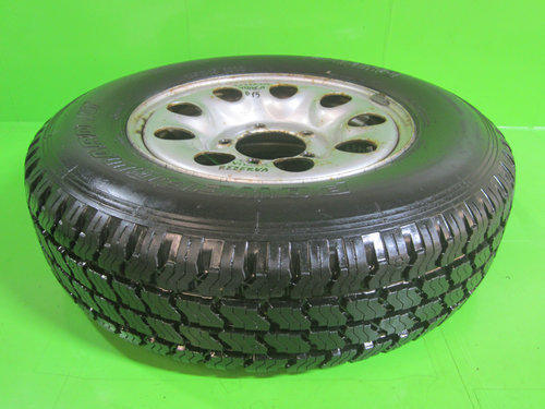 ROATA DE REZERVA CU ANVELOPA KUMHO R15 SUZUKI VITARA 4x4 FAB. 1988 – 2002 ⭐⭐⭐⭐⭐