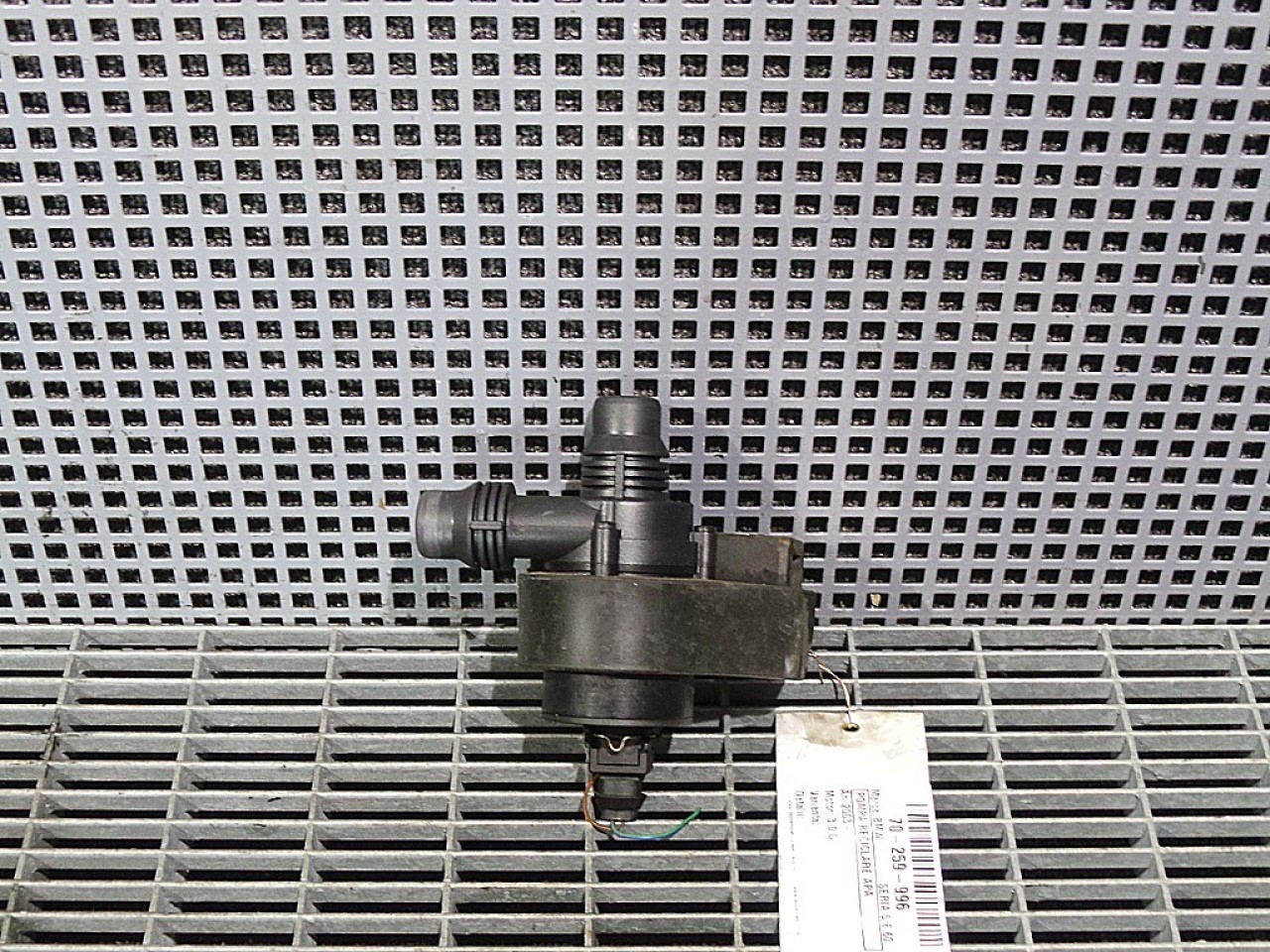 ROBINET APA BMW SERIA 5 E 60 3.0 D - (2004 2007)
