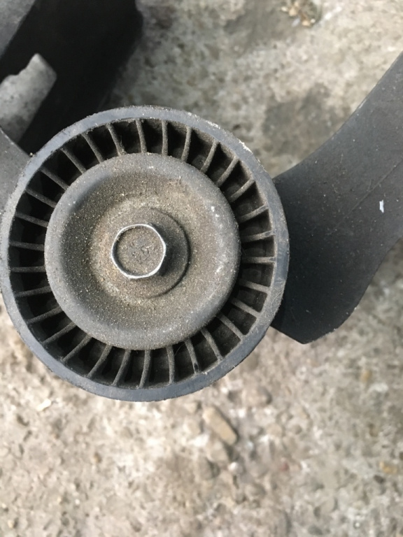 Rola conducere curea transmisie Ford Ka [1996 - 2008] Hatchback 3-usi 1.3 MT (60 hp) (RB_) RBT BAA