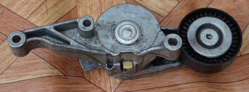ROLA INTINZATOARE ACCESORII PASSAT B6 2006