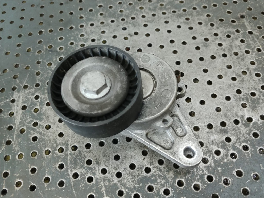 Rola intinzator dsr 2.0 tdi audi a3 8y vw golf 8 skoda octavia 4 04l903315c