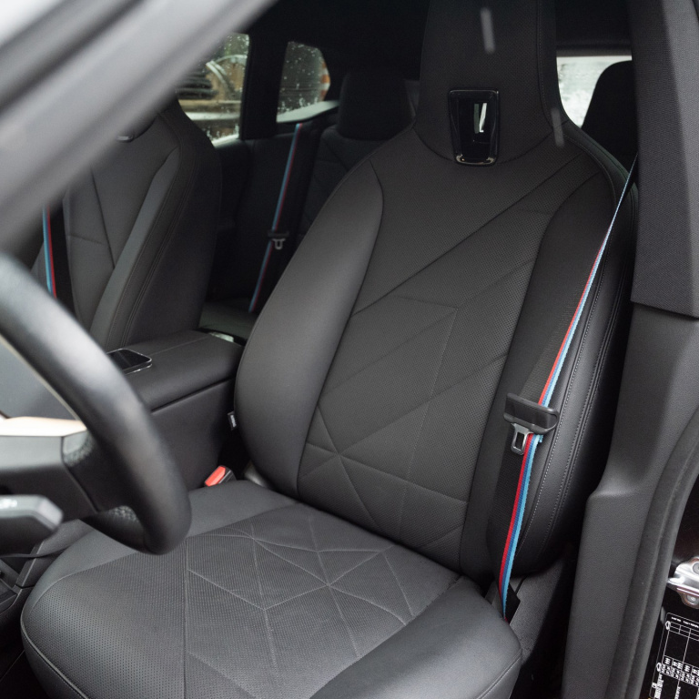 Rola Pentru Centura Auto Material Negru + Albastru + Rosu Tip M 70846