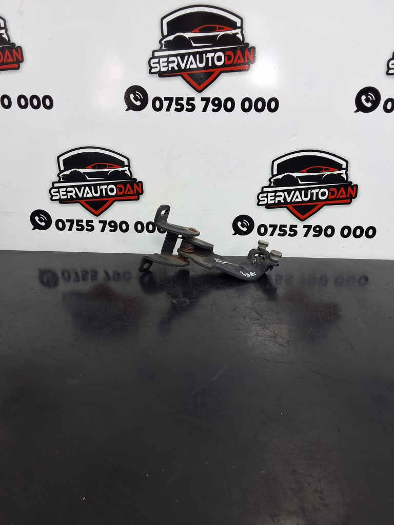 Rola usa culisanta Volkswagen Sharan (2010-2020) [7N] 2.0 Motorina 2012, 7N0843335F / LATERAL STANGA MIJLOC
