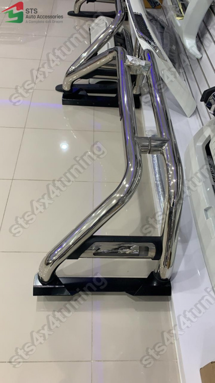 ROLLBAR CU LED TOYOTA HILUX REVO 2016-2020 [V13]