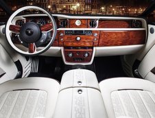 Rolls-Royce cu interior Vilner