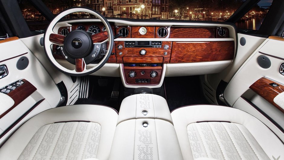 Rolls-Royce cu interior Vilner