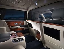 Rolls-Royce EWB cu Privacy Suite