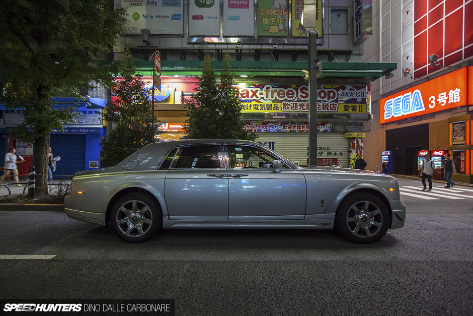 Rolls-Royce Phantom cu motor 2JZ