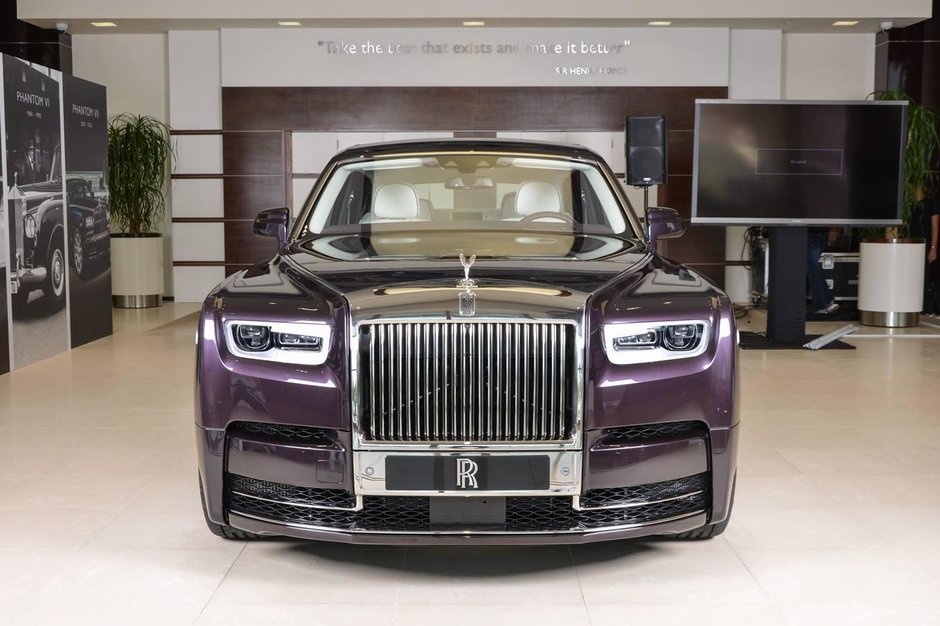 Rolls-Royce Phantom EWB din Abu Dhabi