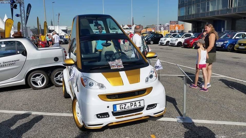 Romania la smart times