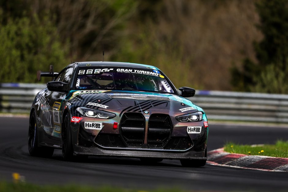 Romania va avea o echipa in legendara cursa de 24 de ore de la Nurburgring!