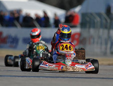 Romanii, din noua participanti la competitiile de karting international