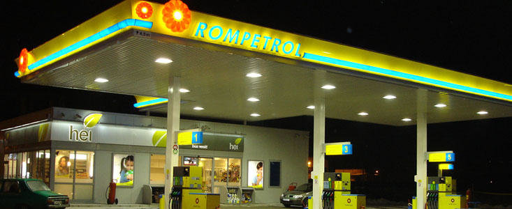 Rompetrol a scumpit motorina