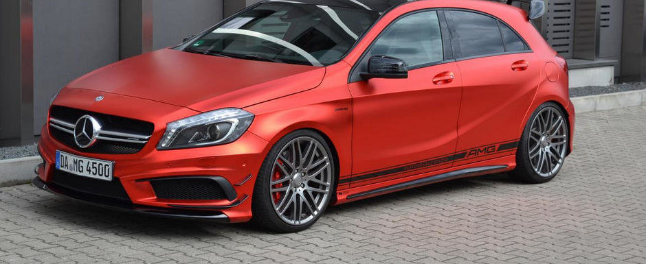 Rosul (cro)mat pare sa fie culoarea ideala pentru Mercedes-ul A45 AMG Rosul (cro)mat pare sa fie culoarea ideala pentru Mercedes-ul A45 AMG