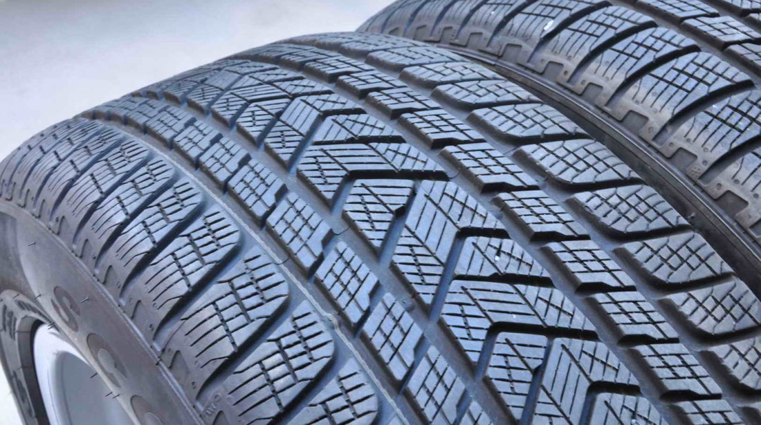 Roti Iarna 20 Inch Originale VW Touareg 3 CR Pirelli 285/45 R20