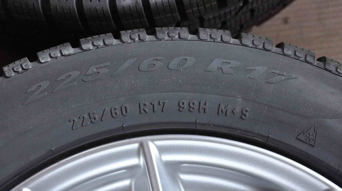 Roti Iarna Noi 17 inch BMW X3 F25 X4 F26 Pirelli 225/60 R17