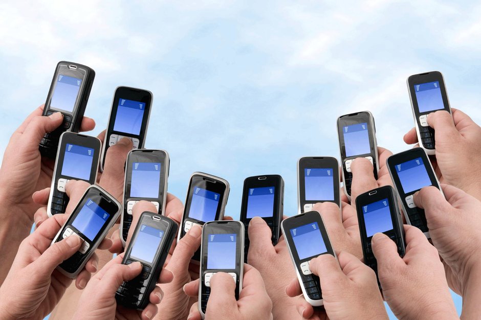 Rovigneta prin SMS in Romania: soferii isi vor putea cumpara taxa de drum cu un simplu mesaj Rovigneta prin SMS in Romania: soferii isi vor putea cumpara taxa de drum cu un simplu mesaj
