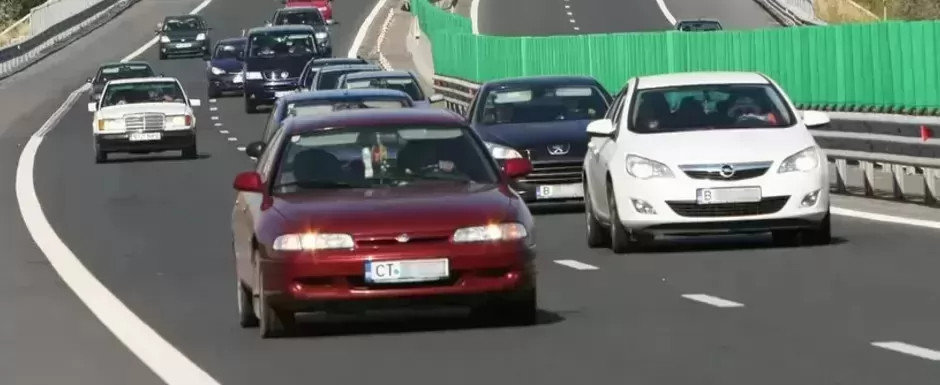 Rovinieta se va scumpi extrem de mult de la 1 septembrie. Pretul pentru aceasta categorie de vehicule aproape ca se va dubla Rovinieta se va scumpi extrem de mult de la 1 septembrie. Pretul pentru aceasta categorie de vehicule aproape ca se va dubla