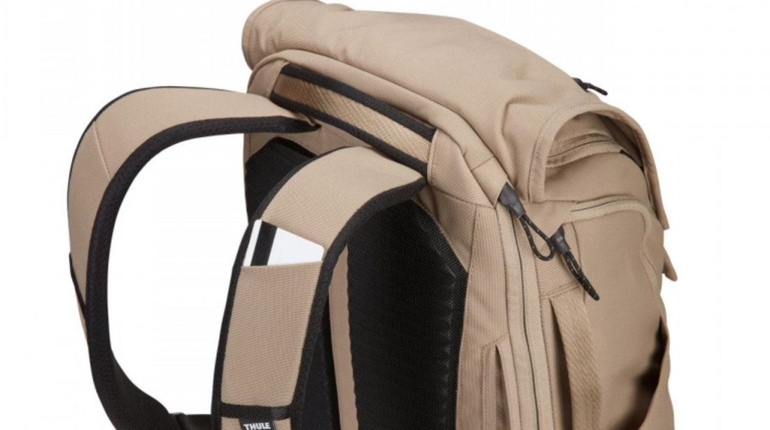 Rucsac urban cu compartiment laptop Thule Paramount 27L Timberwolf Beige