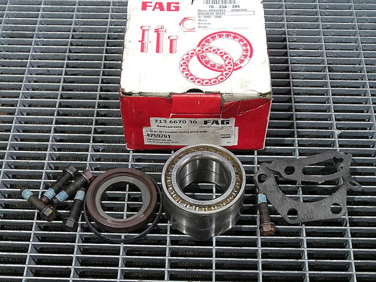 RULMENT SPATE MERCEDES SPRINTER - - (2000 2006)