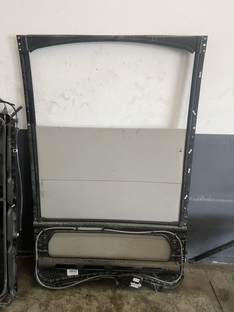 Rulou cupola panoramică cu motoras Nissan Qashqai 1.6 Motorina 2016, 916864EA0B / 3M23777