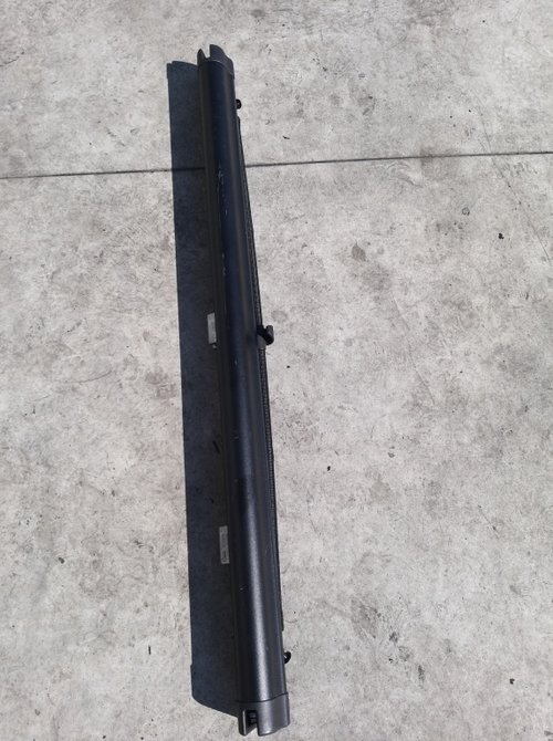 Rulou despartitor audi a4 b8 combi 8k98616916ps