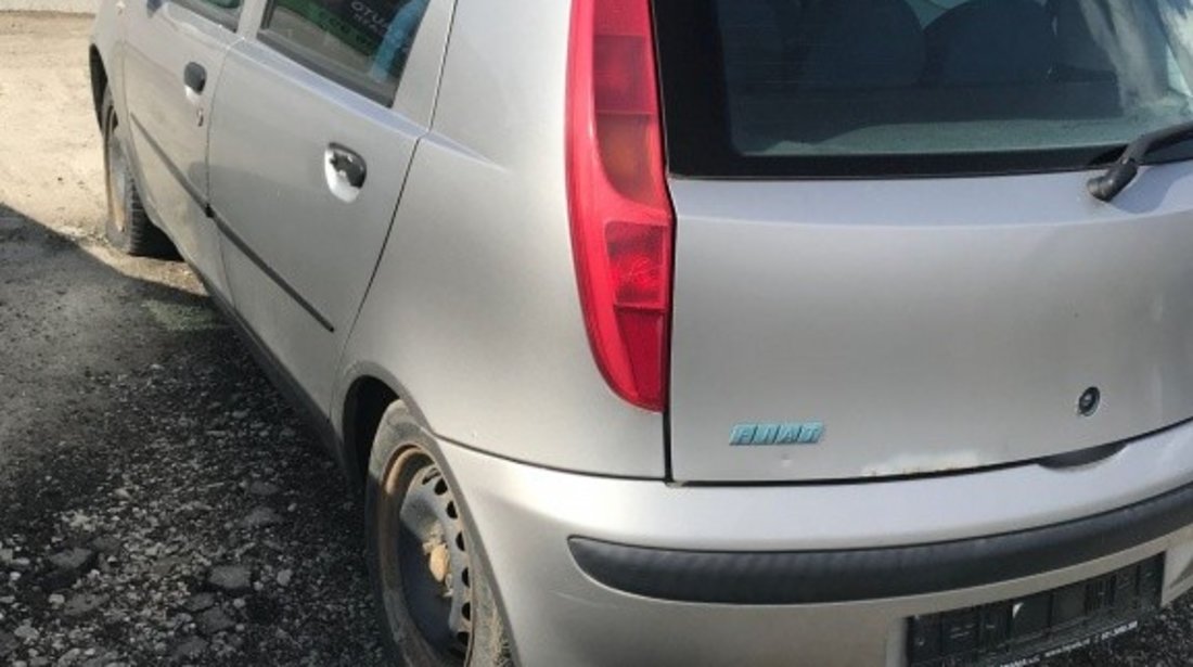 Rulou polita portbagaj Fiat Punto 2001 hatckback 1.2i