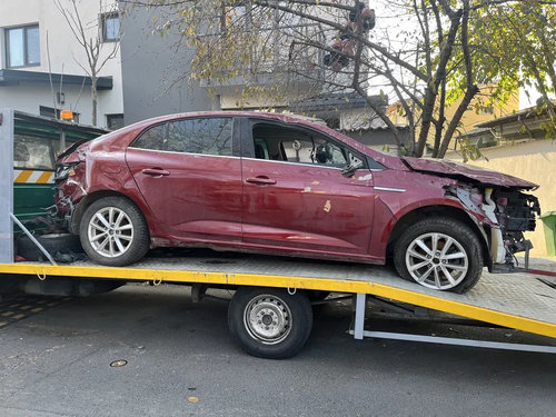 Rulou polita portbagaj Renault Megane 4 Intenese 2019 30.000km
