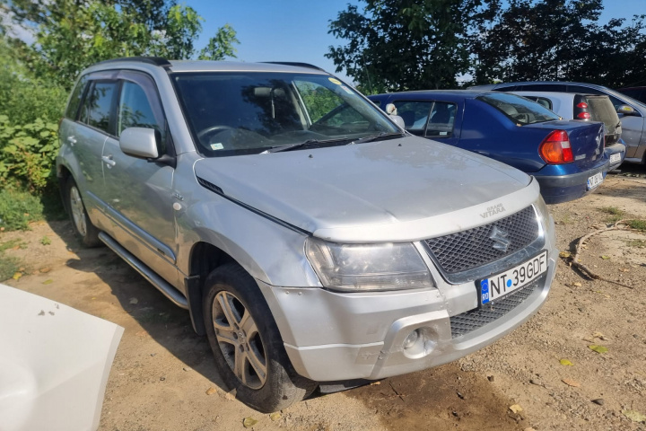 Rulou polita portbagaj Suzuki Grand Vitara 2007 SUV 1.9 ddis F9Q