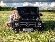 Rusoaica sexy si Mercedes-ul G63 AMG