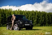 Rusoaica sexy si Mercedes-ul G63 AMG