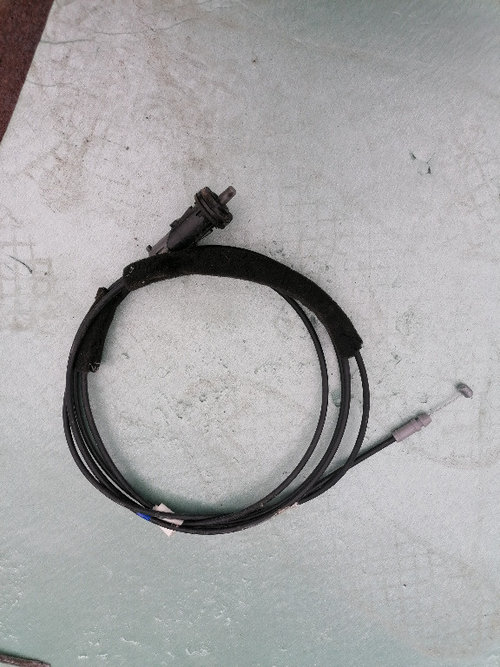 RV4007 CABLU SUFA DESCHIDERE USITA REZERVOR COMBUSTIBIL TOYOTA RAV 4 IV 2012 2013 2014 2015 2016