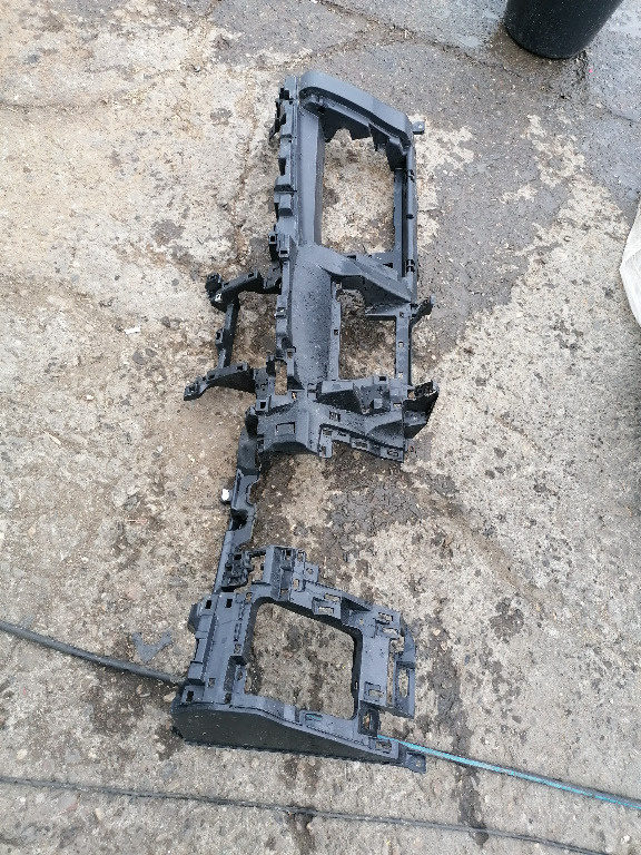 RV4009 PLASTIC INFERIOR PLANSA BORD TOYOTA RAV 4 IV 2012 2013 2014 2015 2016